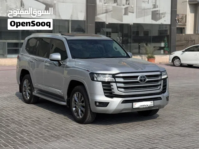 Toyota Land Cruiser GX-R 2024 (Silver)