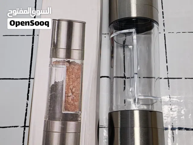 مطحنة توابل يدوية