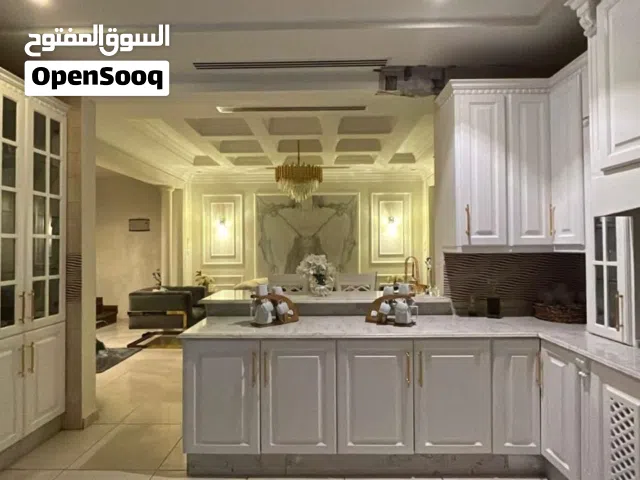 فيلا متلاصقة للبيع في دابوق -حديثة موقع مميز وهاديء بسعر مغري