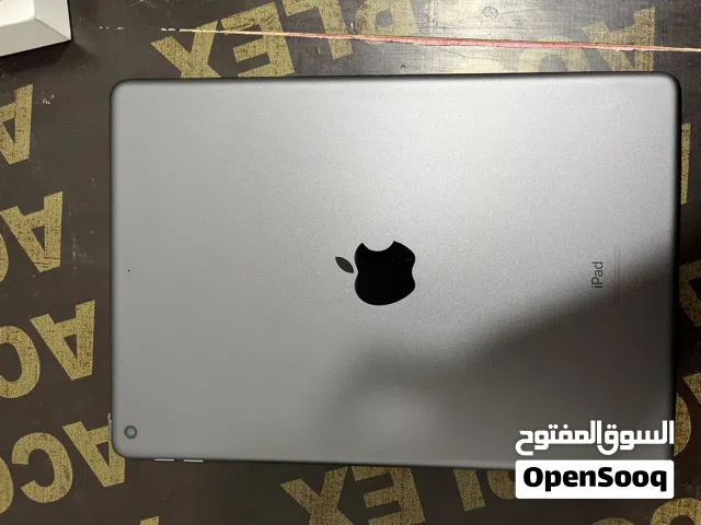 iPad 9th generation brand new barley used not iCloud locked no taxes will be paid works everywhere