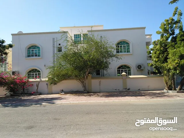 588 m2 More than 6 bedrooms Villa for Sale in Muscat Azaiba