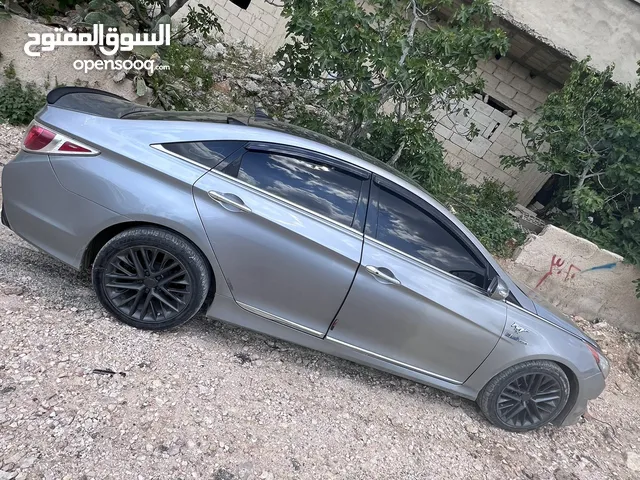 Used Hyundai Sonata in Ajloun