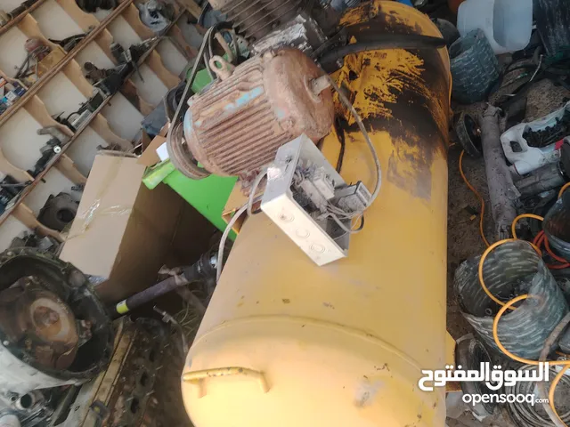 كمبريسر مستعمل 10حصان شغال مال محطه غسل جدآ ضخم مكاني التنومه