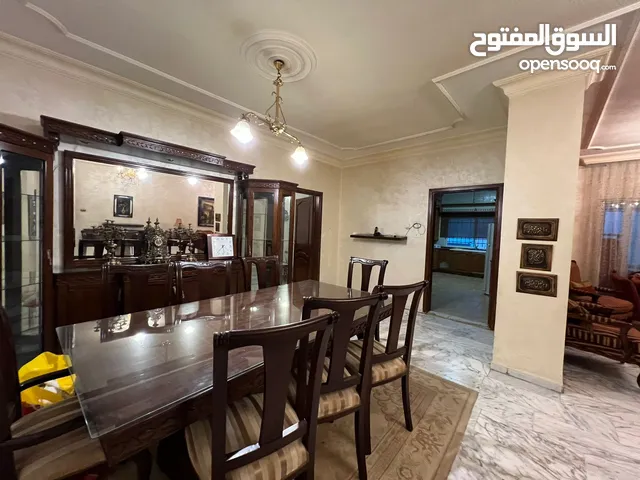 170m2 3 Bedrooms Apartments for Sale in Amman Um El Summaq