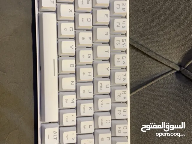 كيبورد للبيع سوج احمر