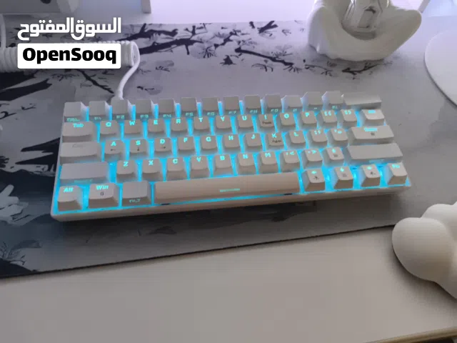 gaming keyboard blue light and red switch