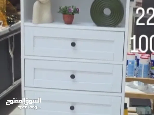 فاترينا خشب تصميم عصري