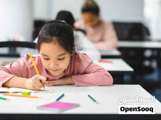 English&Science Female Teacher available
