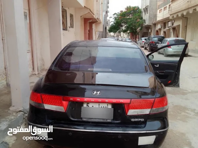 هونداية ازيرا 2009 / للبيع ماشية 177الف الون اسود كنبيو محرك تكييف هيكل الله يبارك /