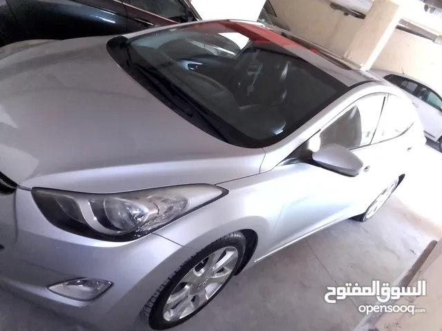 السيارة تم بيعها.  مبارك لاصحاب النصيب والله يطرح البركة.