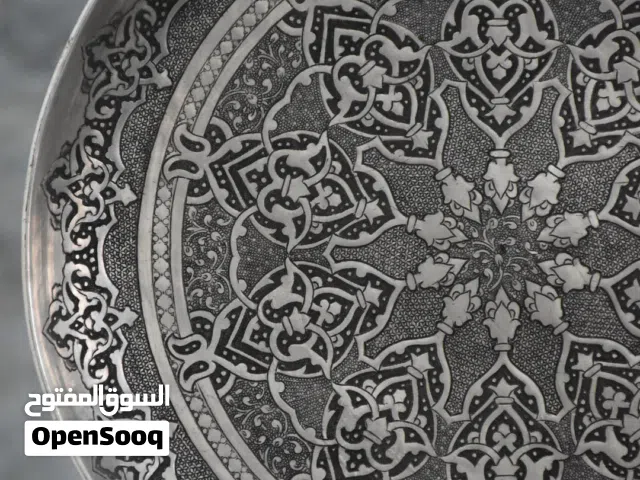 بشقاب مسي محفور يدوياــ تحفة فنية إيرانية نادرة