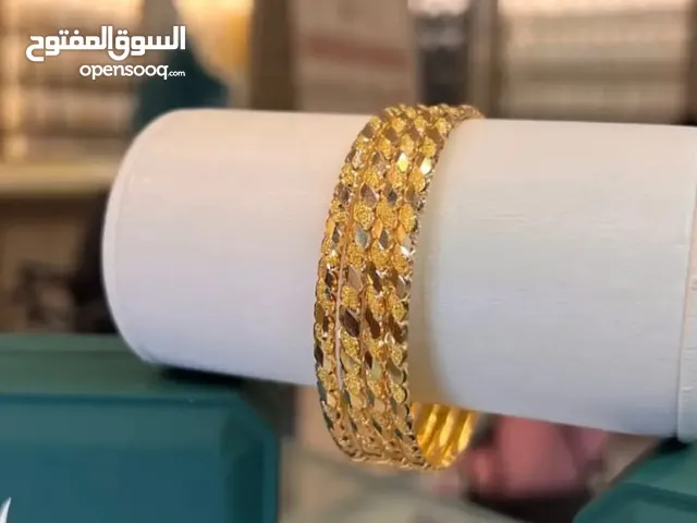طقم كرسي جابر وسناسل الذهب *محل عال للذهب* نقدم لكم طقم كرسي جابر وسناسل الذهب الأنيق والفاخر،