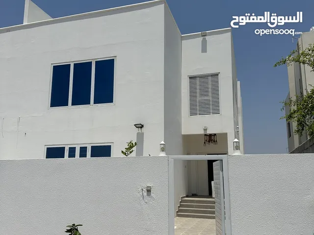 368m2 5 Bedrooms Villa for Sale in Al Batinah Barka
