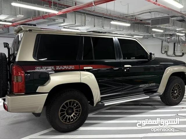 نيسان سوبر سفاري 2022 وكالة المسعود فل مواصفات صبغة وكالة نظيف جداً ماشي 78000 كم