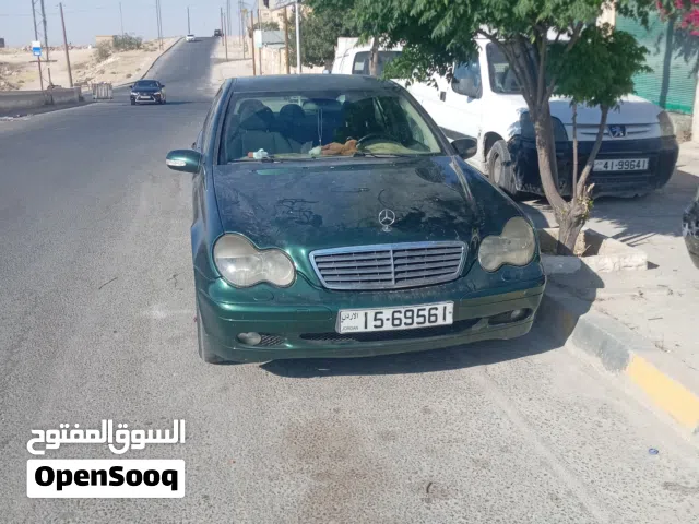 2001 مرسيدس بنز الفئة-C C 200