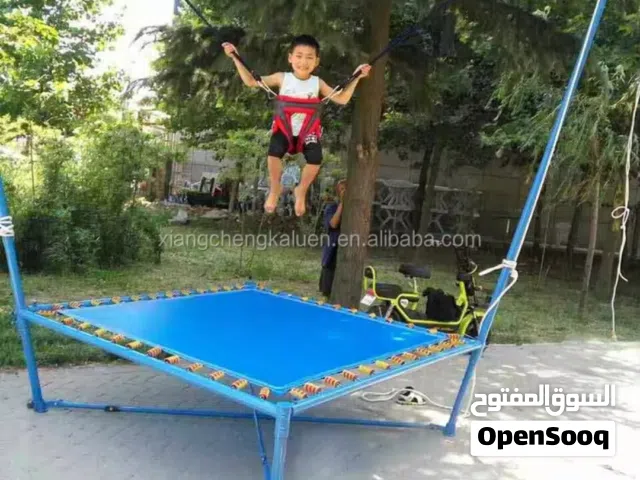 بنجي ترامبولين مع حبل مطاط للقفز الحر   . متوفر خدمة التوصيل لجميع المحافظات