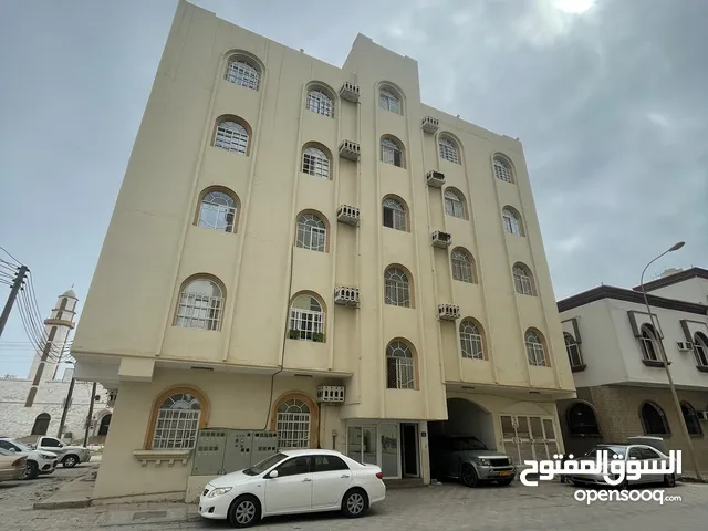 98 m2 2 Bedrooms Apartments for Sale in Dhofar Salala