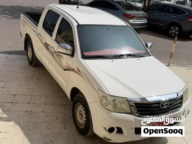 بيكاب تيوتا هيلكس 2015