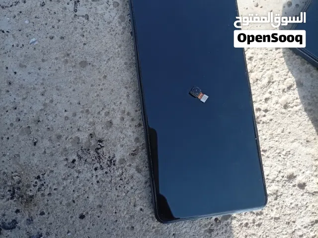 يتوفر شاشه وشاصي انفنكس هوت 40برو