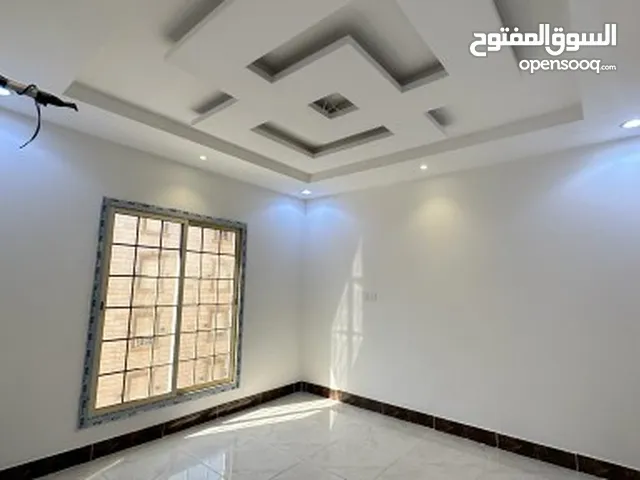 120 m2 4 Bedrooms Apartments for Sale in Jeddah Hai Al-Tayseer