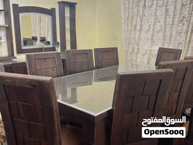 طاوله سفره مع ملحقاتها