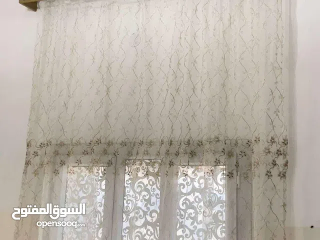 طاوله وزوز ستارات بالسكه