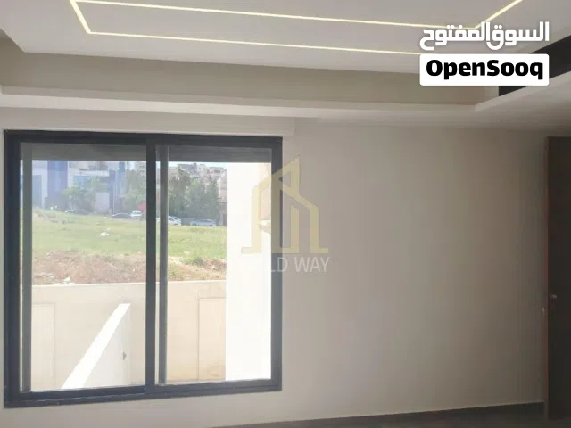 في أجمل مناطق عبدون خلف بلوفك شقة طابق أول 215م بسعر مميز / ref 1347