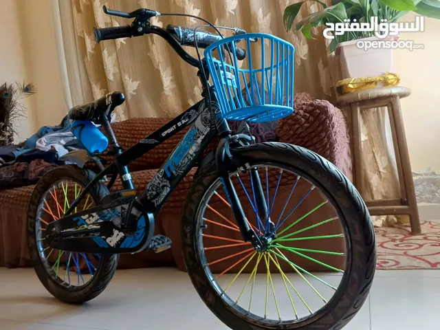 بسكليت أمريكي بحاله ممتازه