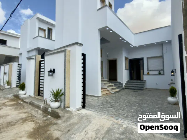 170 m2 3 Bedrooms Townhouse for Sale in Tripoli Khallet Alforjan