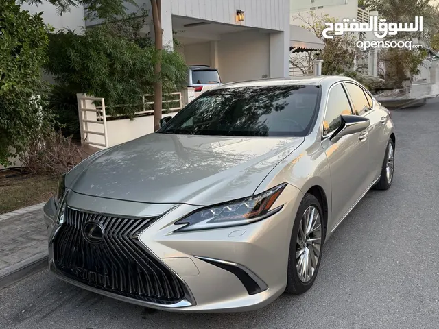 للبيع لكزس 2019 es350 فل اوبشن