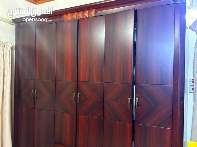 king size bed, 6 door wardrobe, 2side tables, dressing mirror, excellent condition