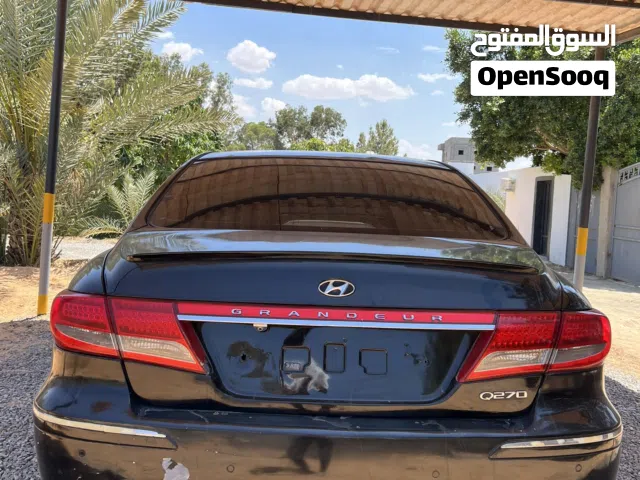 2010 هيونداي ازيرا Standard