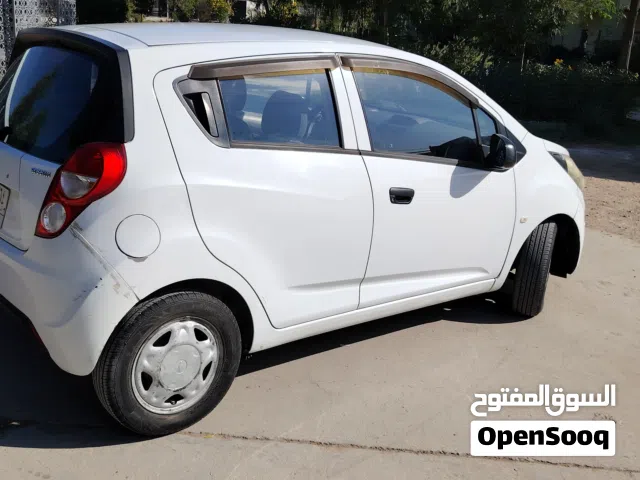 2013 شيفروليه سبارك Base