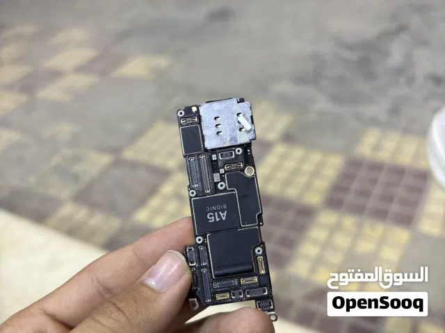 لوحت آيفون 13 برو محلي