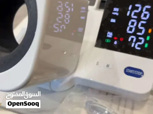 جهاز قياس ضغط الدم الذكي – دقة طبية وسهولة منزلية!  راقب صحتك كل يوم بثقة  شاشة LED