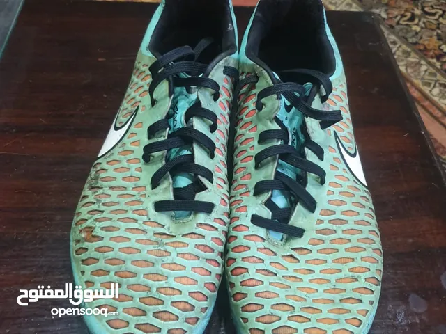 جزمه nike magista