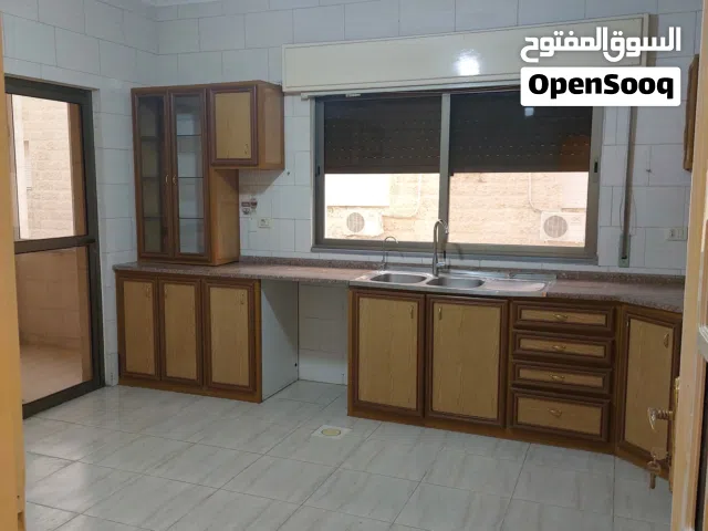 185 m2 3 Bedrooms Apartments for Sale in Amman Deir Ghbar