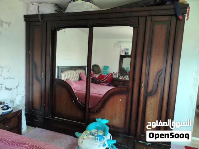 غرفة نوم كامله مع فرشه زمبركيه الغرفه وكاله بتزبط لعرسان ولسعر مناسب للكل
