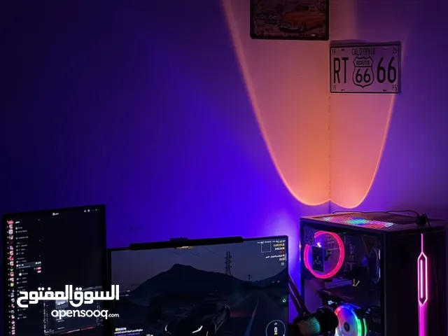 السلام عليكم اخواني للبيع سيت اب كامل pc بيسيويا شاشتين قيمنق و البيسي استعماله نظيف و خفيف جداً
