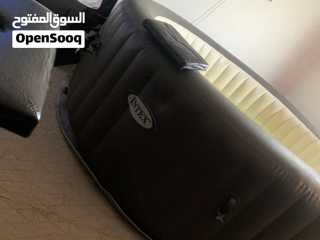 جاكوزي حجم كبير