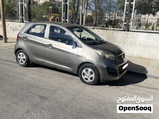 2012 كيا مورنينج Standard