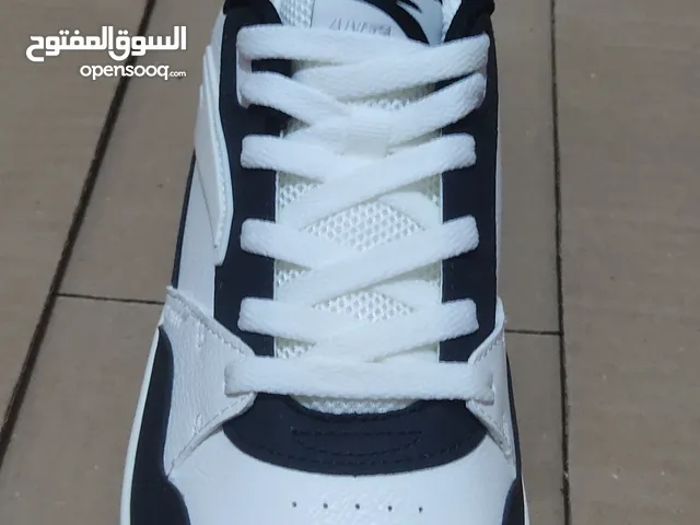 حذاء براند انتا العالمى خطيير جدا وشيك متخدم عليه جامد جدا