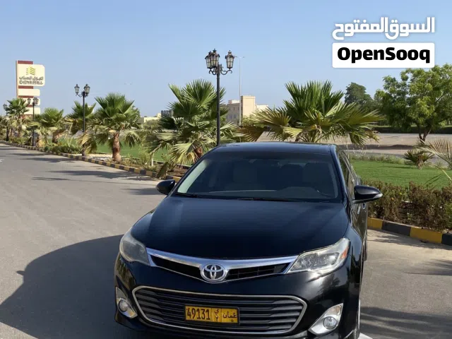 2015 تويوتا افالون Limited