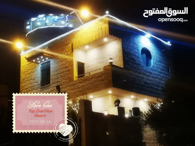 4 Bedrooms Chalet for Rent in Ajloun Kuforanja