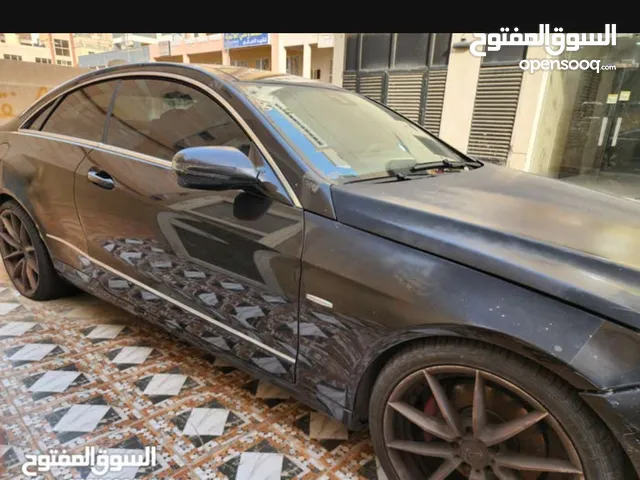 للبيع تحويل أو سكراب مرسيدس كوبيه 6 سلندر -  موديل E350 CGI 2010 - الدفتر صالح لشهر 12