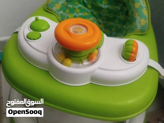 مشاية أطفال بحالة ممتازة جداً للبيع في الشارقة  Baby Walker