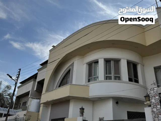 400 m2 4 Bedrooms Townhouse for Sale in Basra Tuwaisa