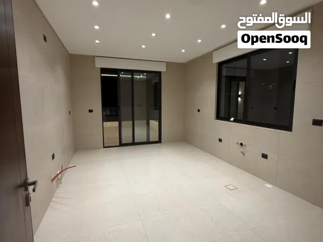 شقة فاخرة جديدة لم تسكن بعد سوبر ديلوكس