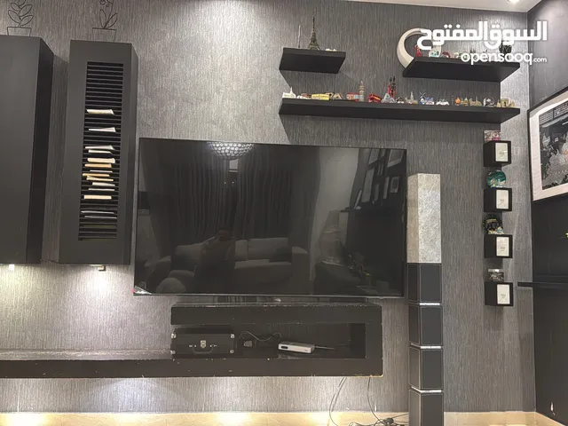 طاولة تلفزيون موديل جديد
