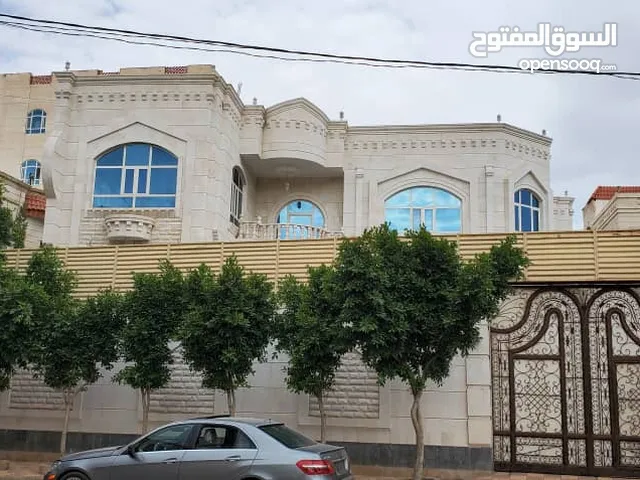 7 m2 More than 6 bedrooms Villa for Sale in Sana'a Al Sabeen